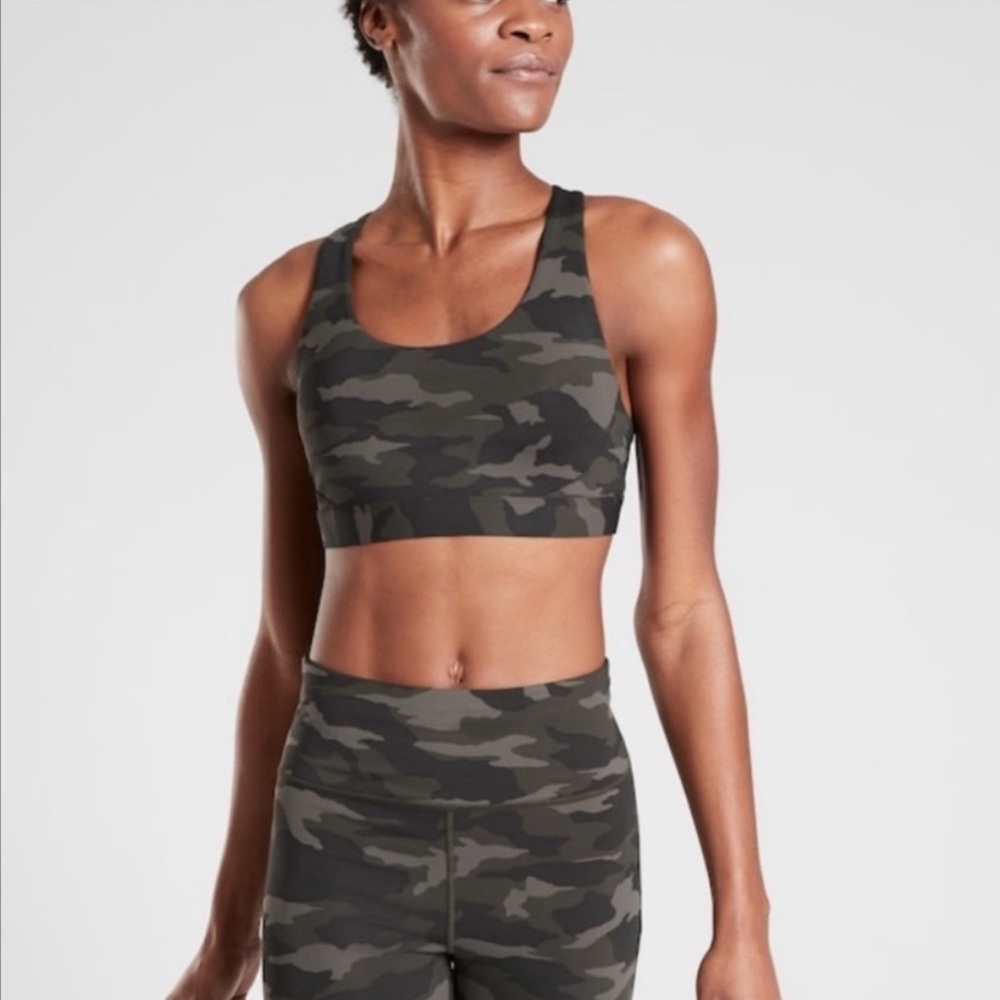 NWT Athleta A-C Ultimate Printed Bra in Supersonic